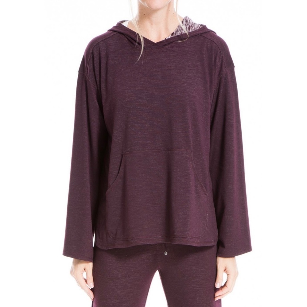 Max Studio Long Bubble Sleeve Pullover